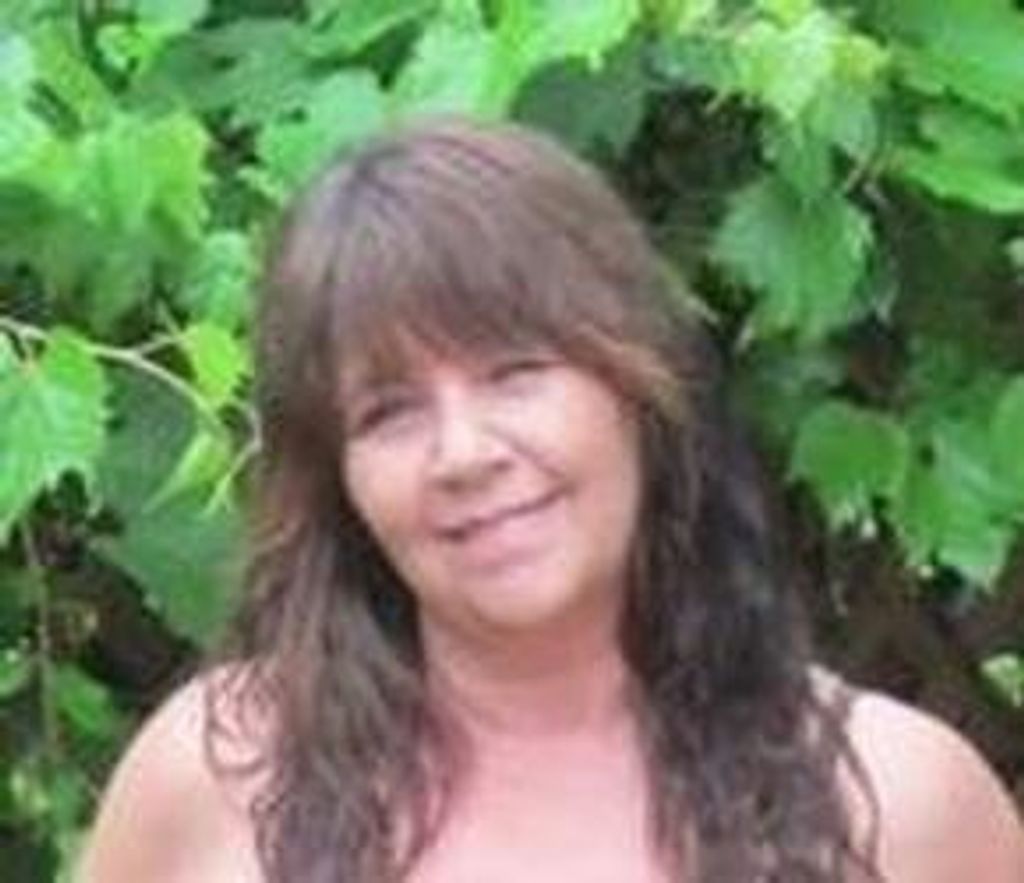 Julie Ann Cass Pfeil Profile Photo