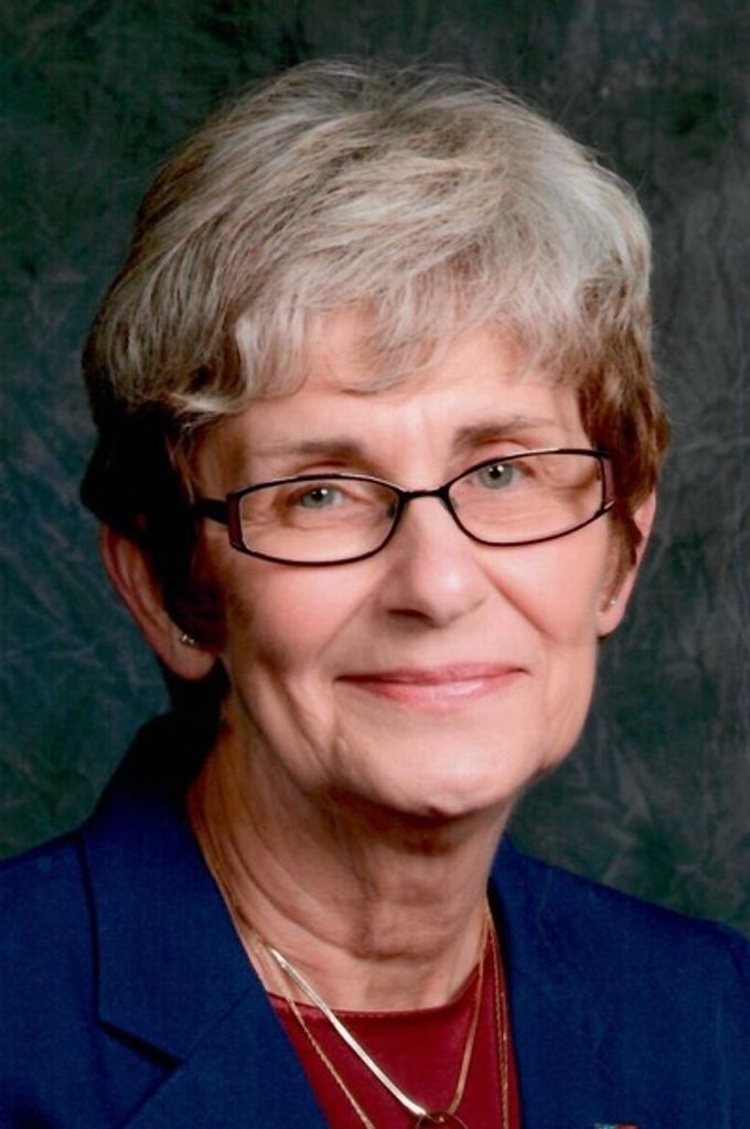 Carolyn Kaye Hach