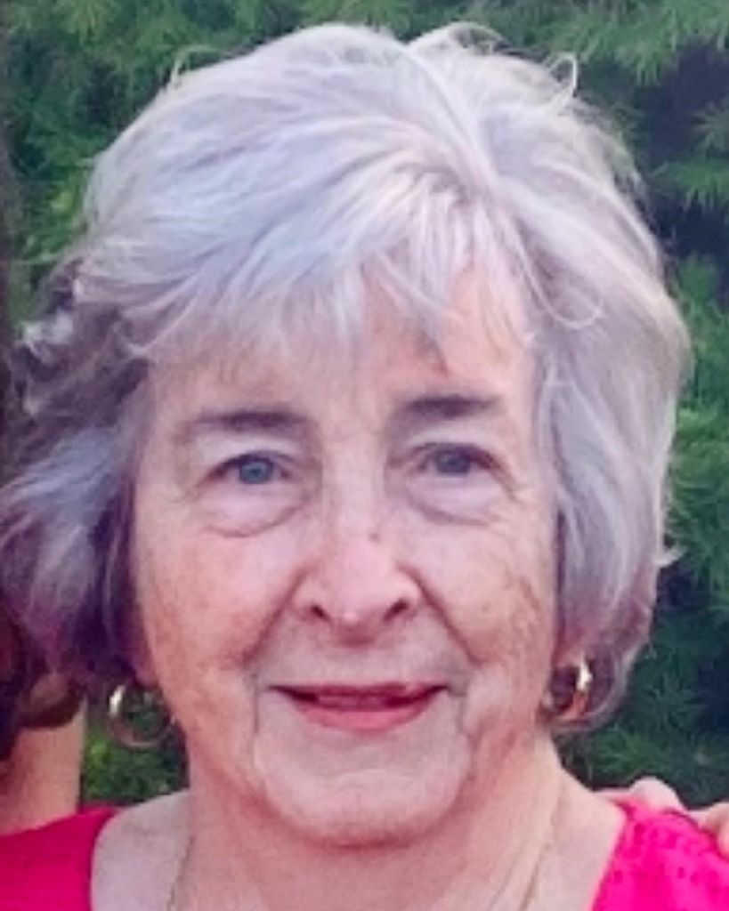 Regina "Dee" Martin