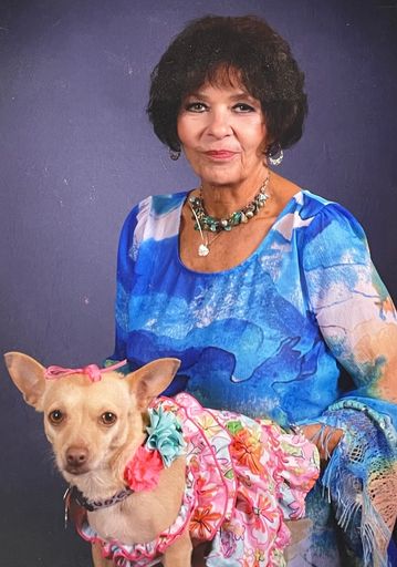 Barbara Ellis photo gallery thumbnail 33 of 50