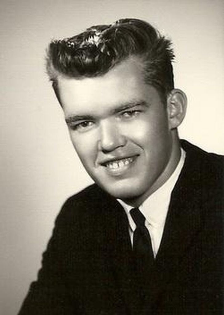 Lawrence "Larry" L. Heezen Profile Photo