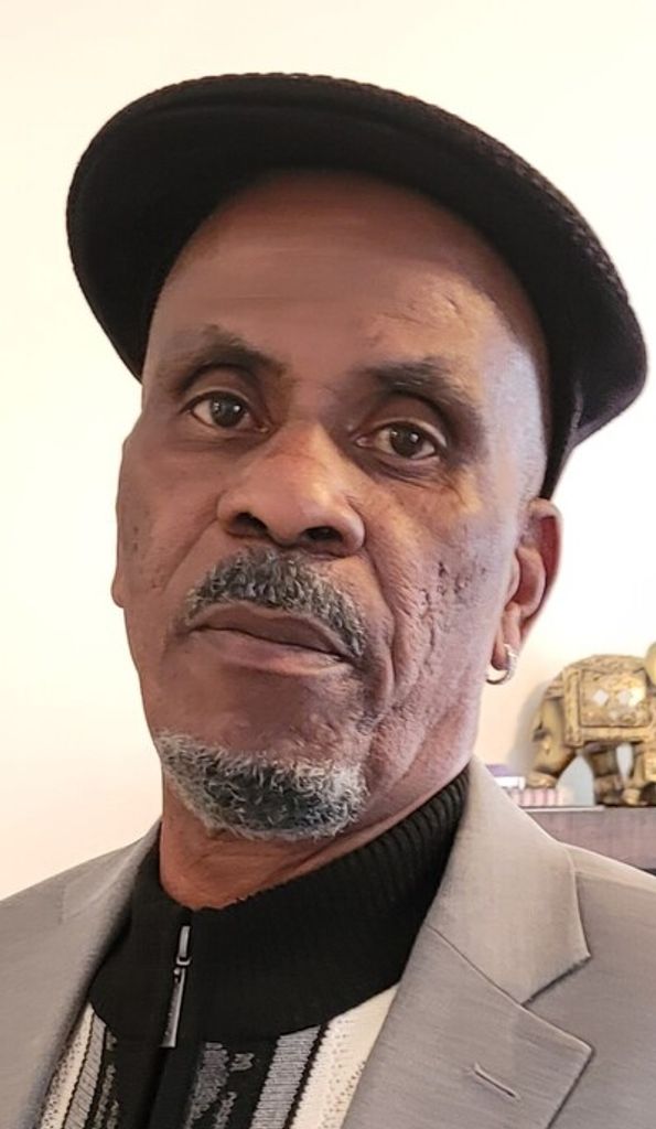 Anthony Quinn Davis Profile Photo