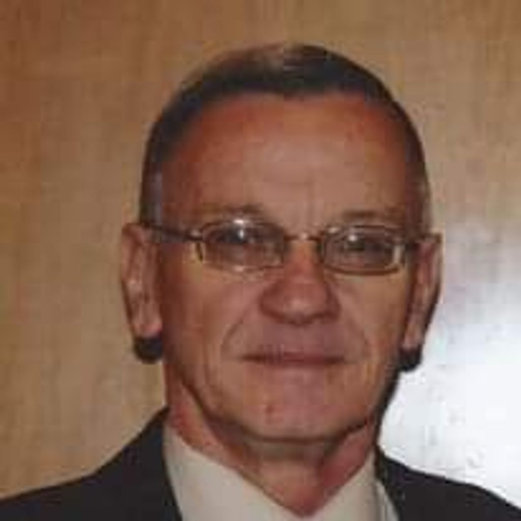 Lawrence F. Loomis Profile Photo