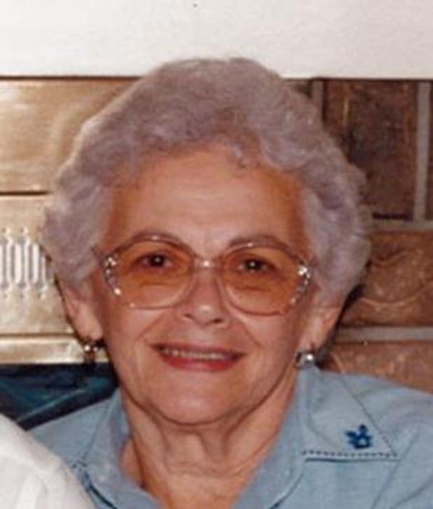 Pauline Onyszczak Profile Photo