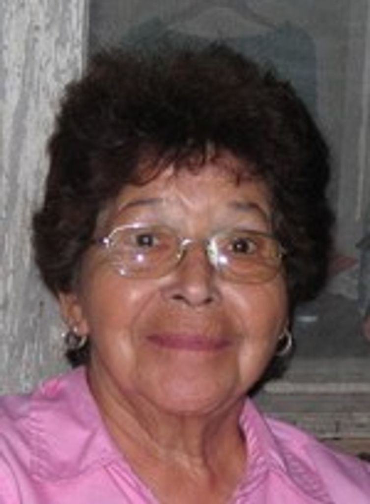 Helena Delphine Giard