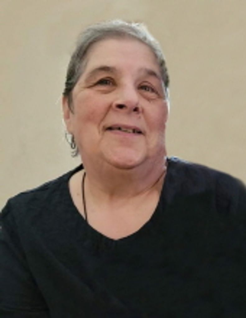 Linda (Van Hoecke) Fenton