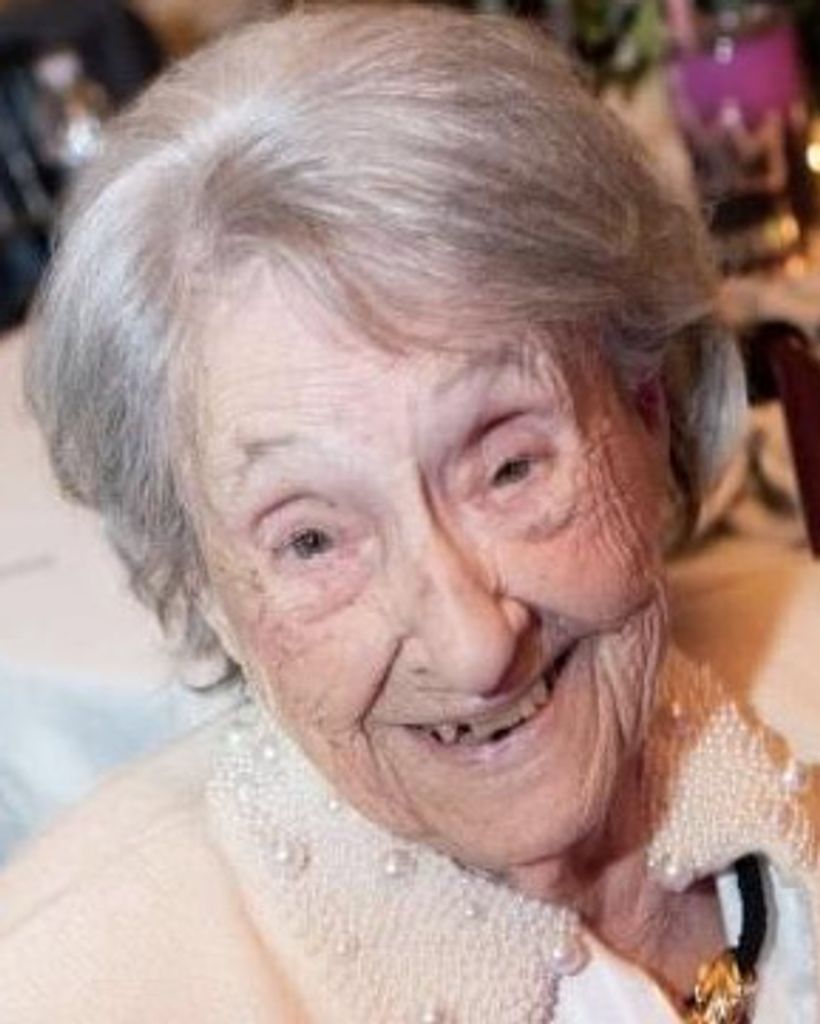 Pearl Rodriguez Knecht Thompson