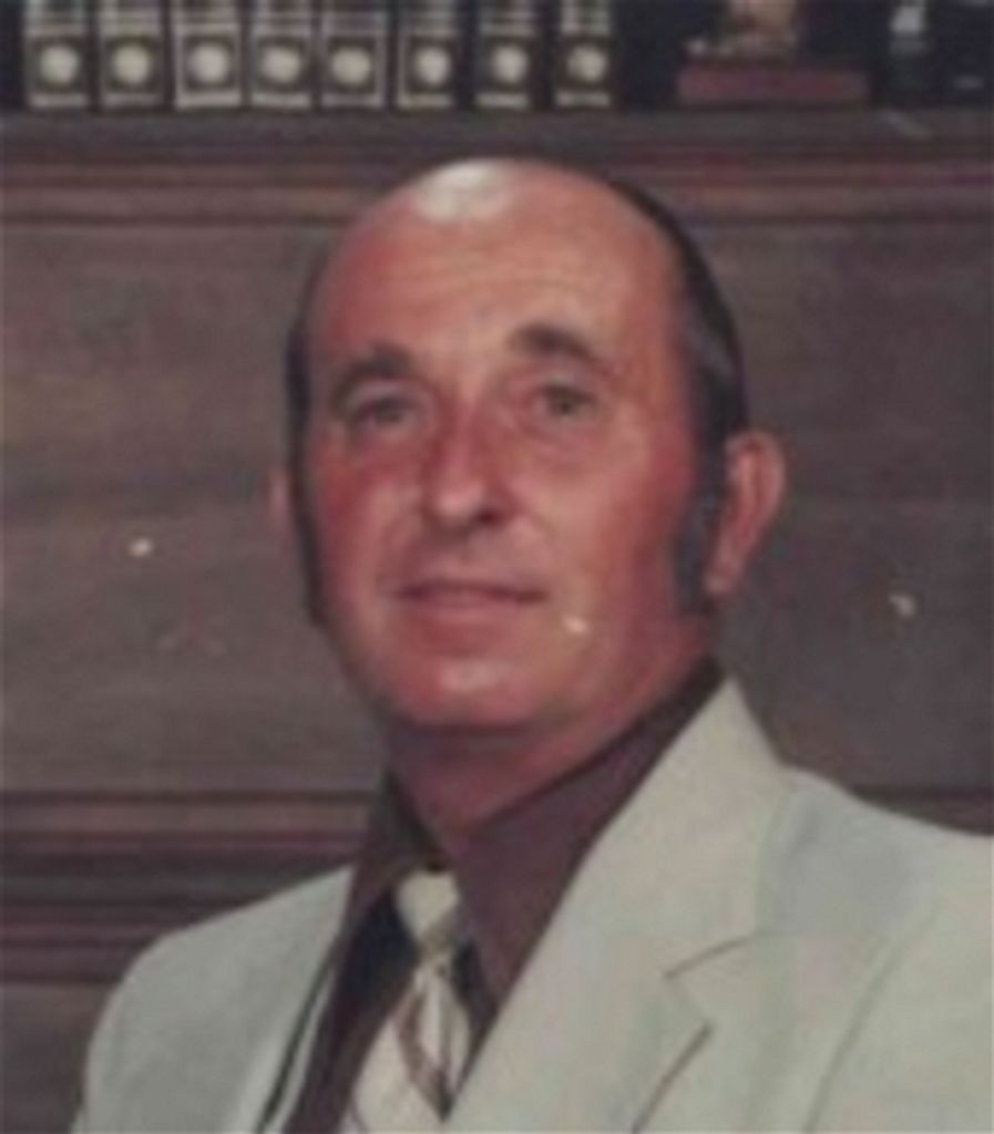 Raymond Wolf