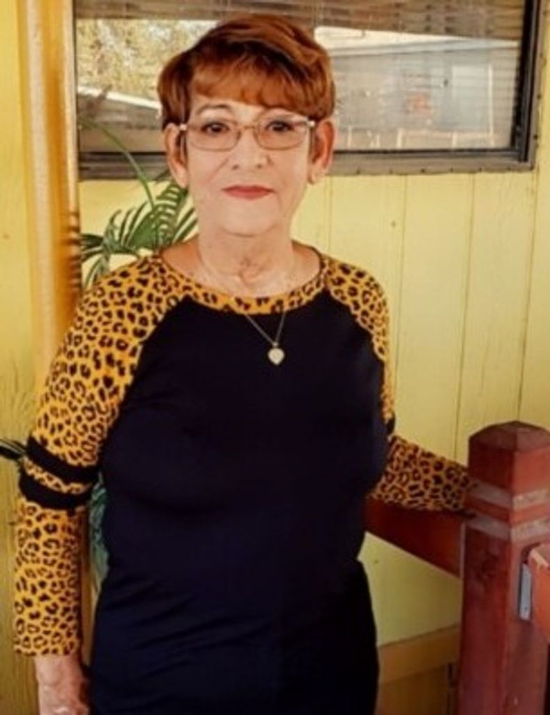 Adelia Navarrete