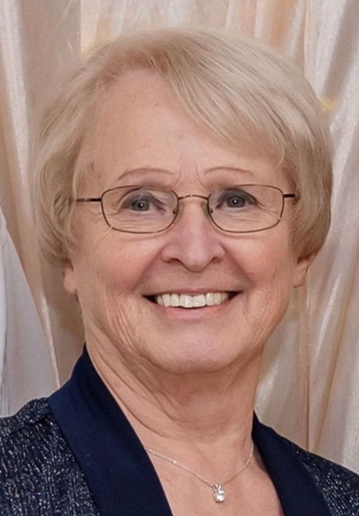 Carol Nafziger Profile Photo