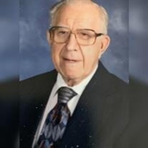 Lavern Renze Profile Photo