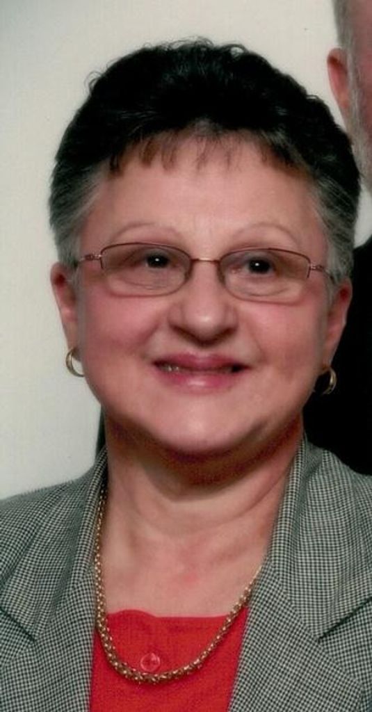Sharon Collings Profile Photo