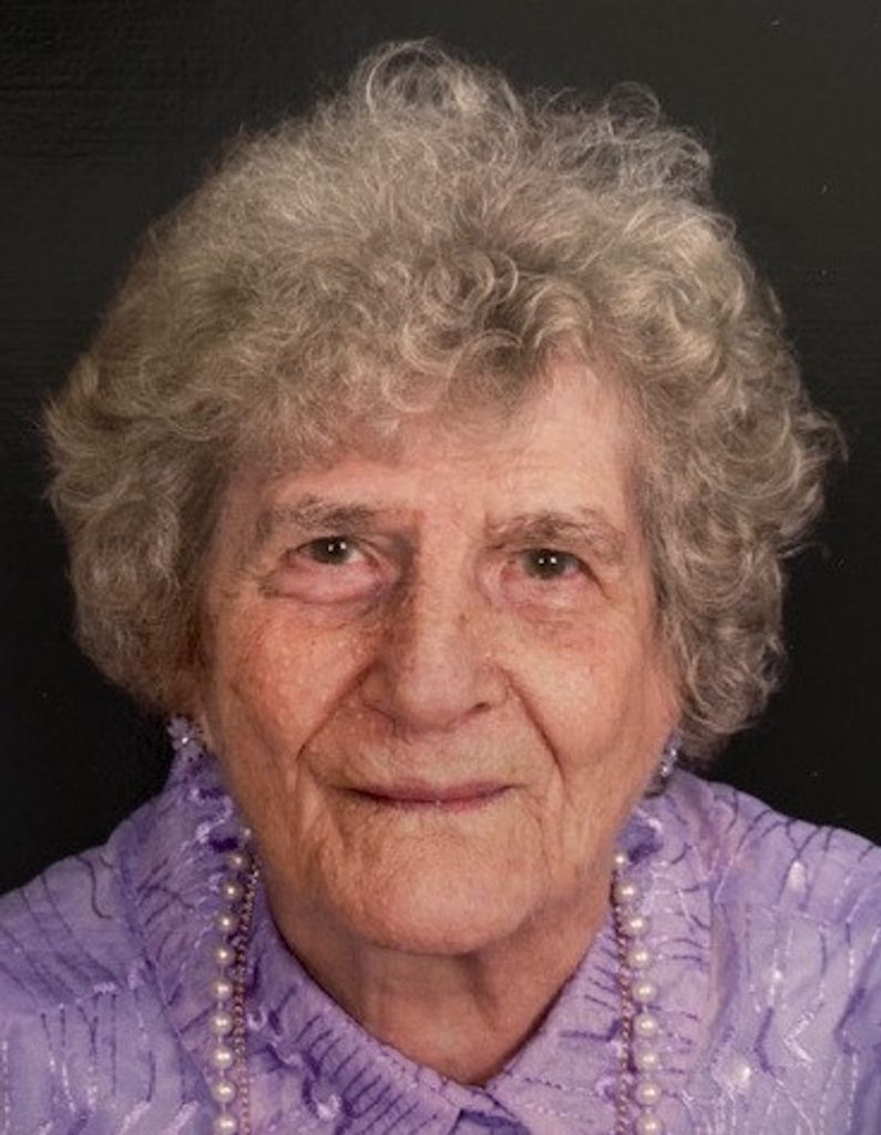 Helen Armella (Verhoff)  Luersman