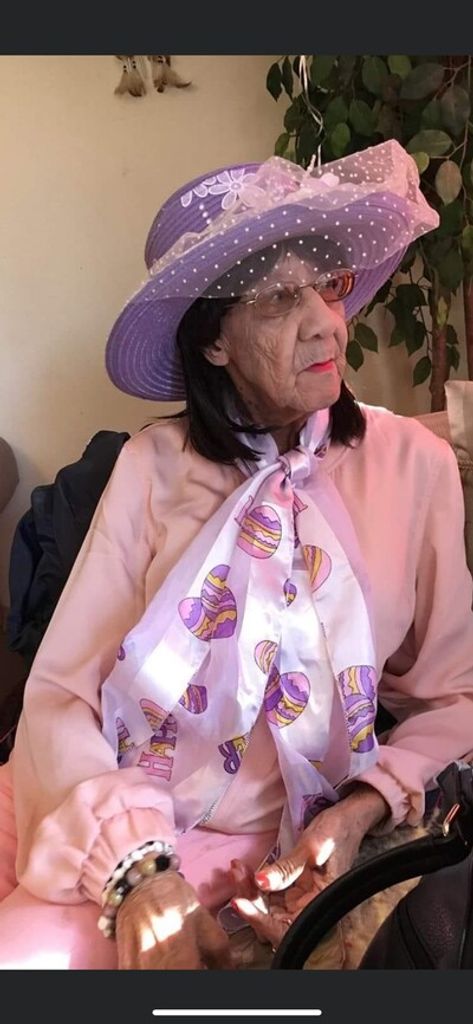 Eva Louise Loomis Profile Photo