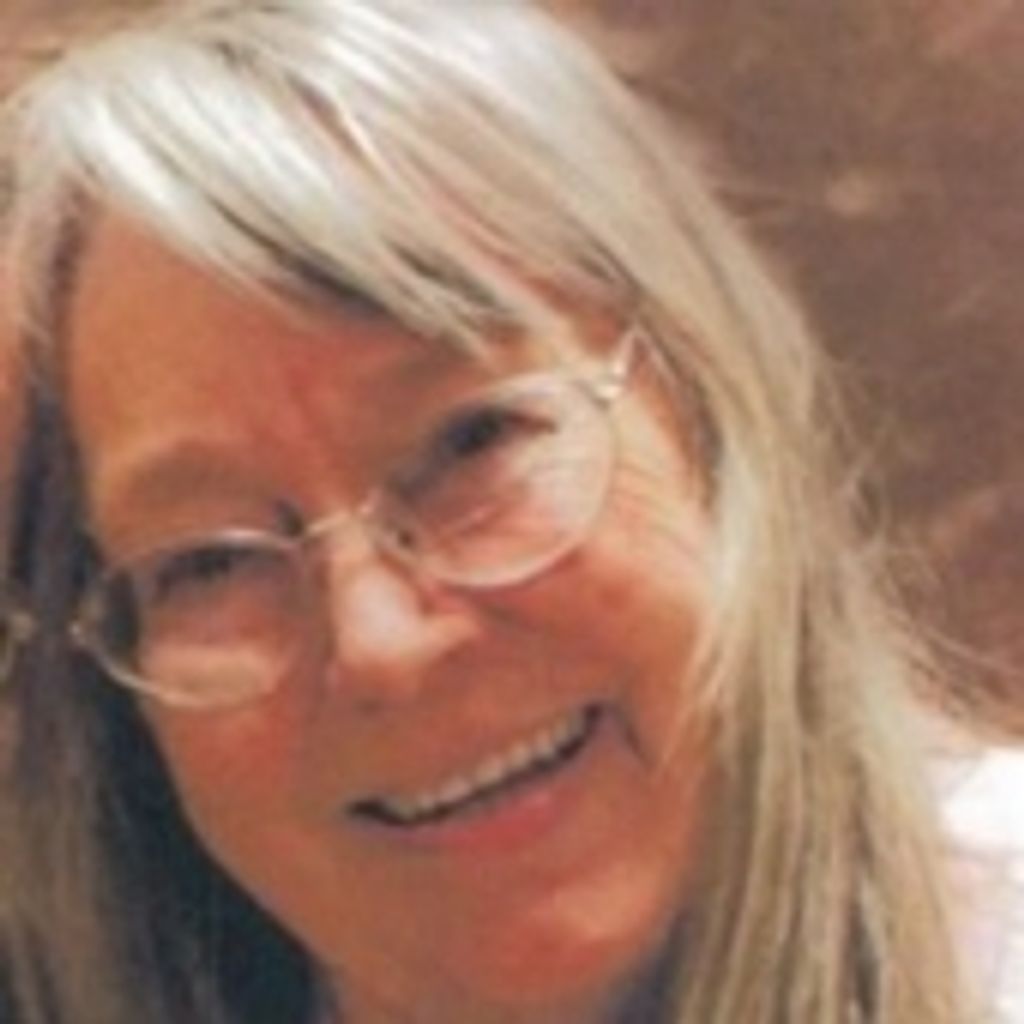 Robbie Sue Smith