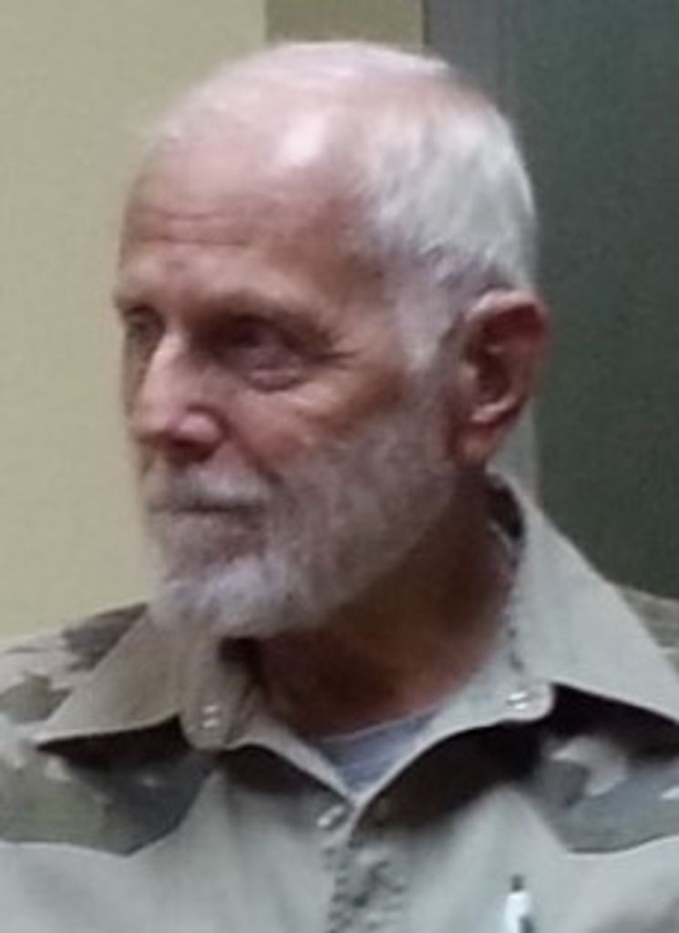 Robert Earl "Bob" Baker