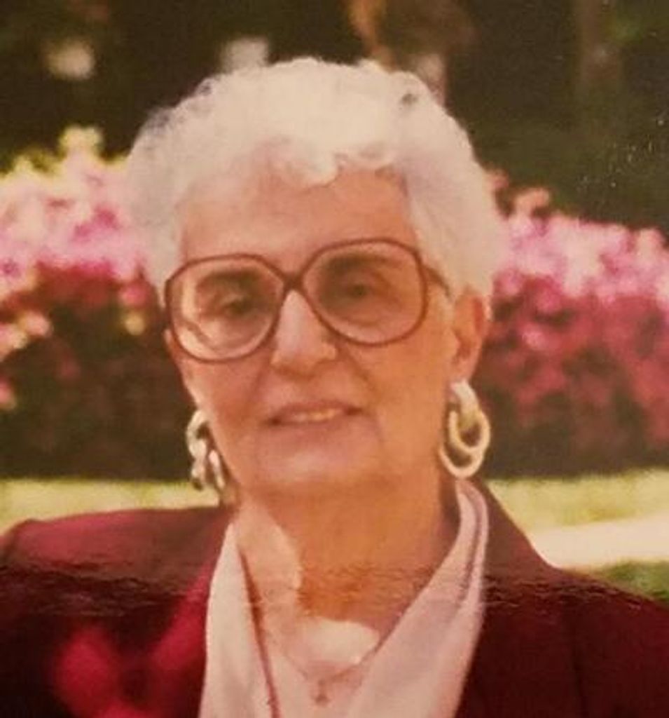 Helen J Fedas Profile Photo