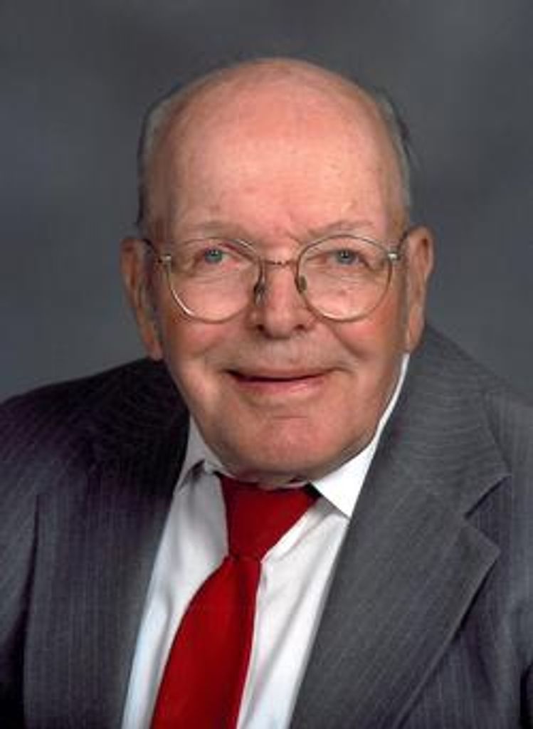 Lloyd G. Toftner