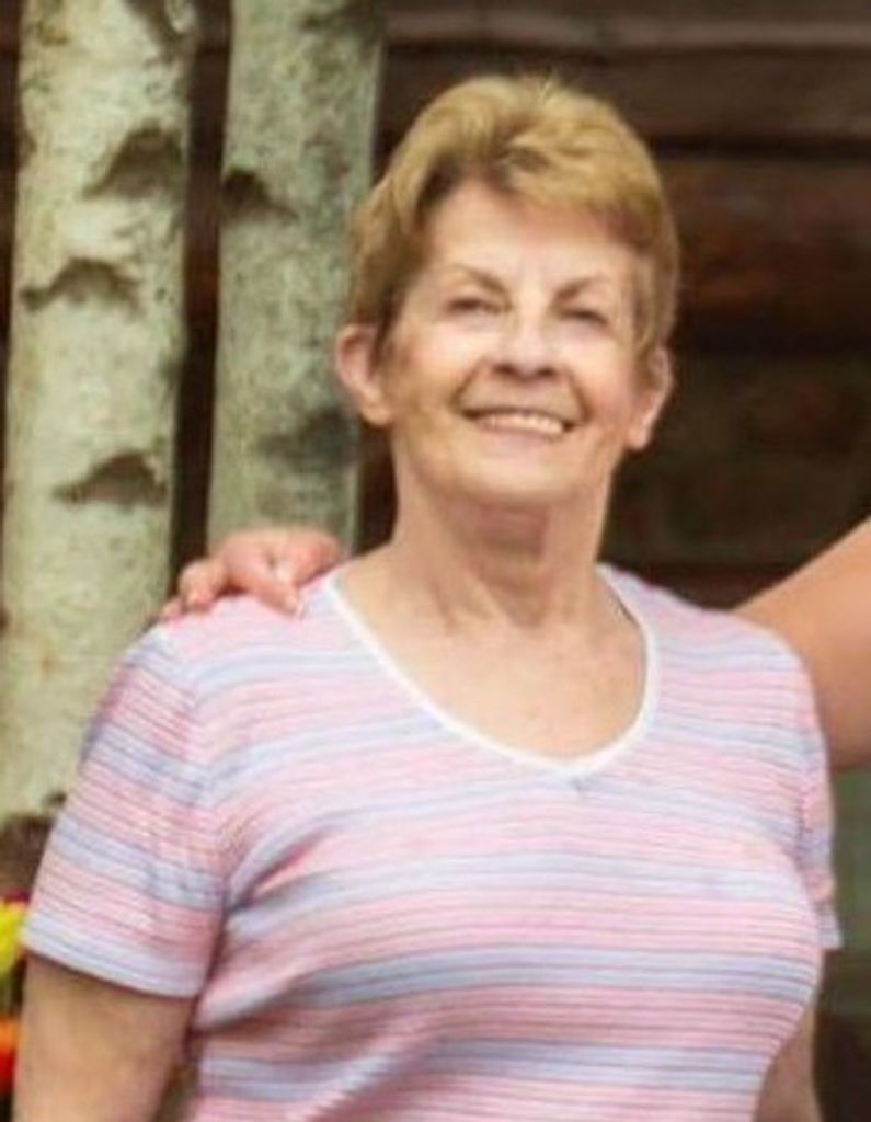 Bonnie Mae (Hampton)  Nesbit Profile Photo
