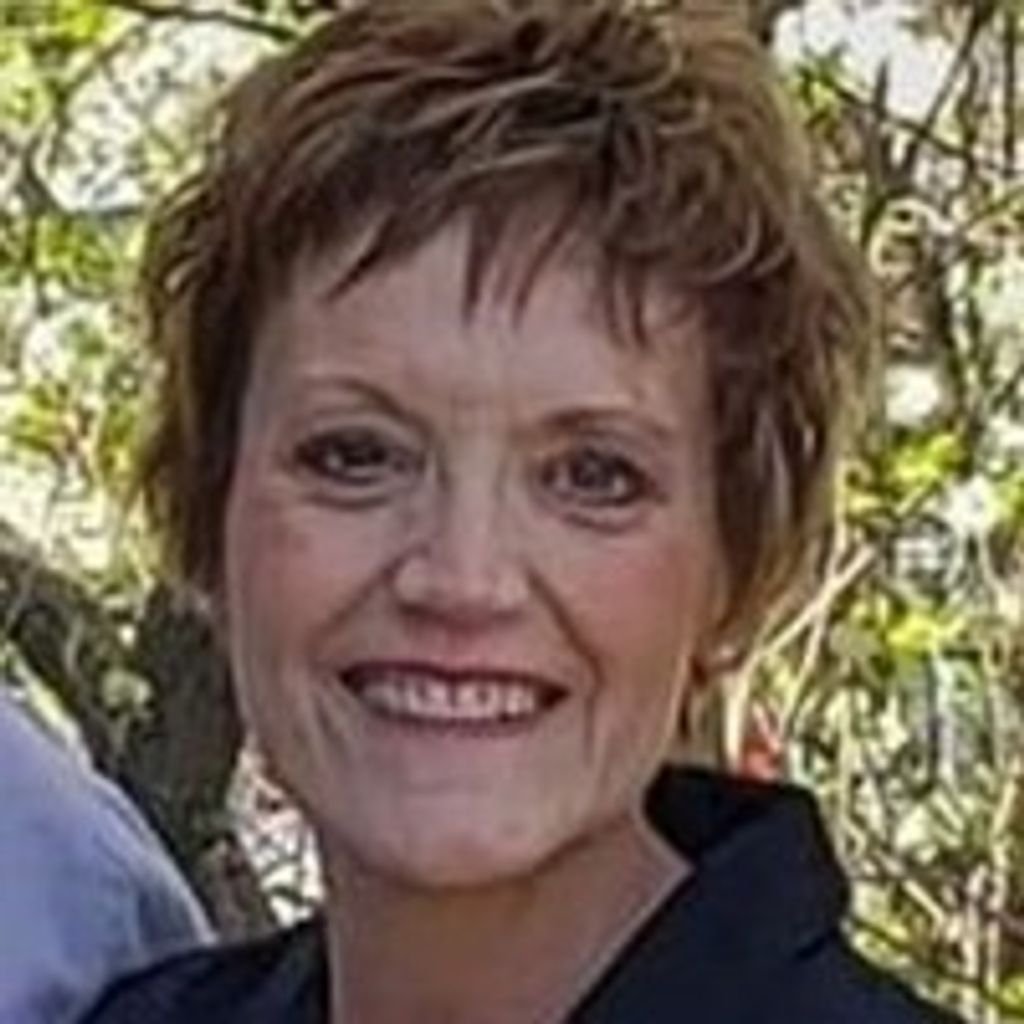 Christine Lynn DeSutter