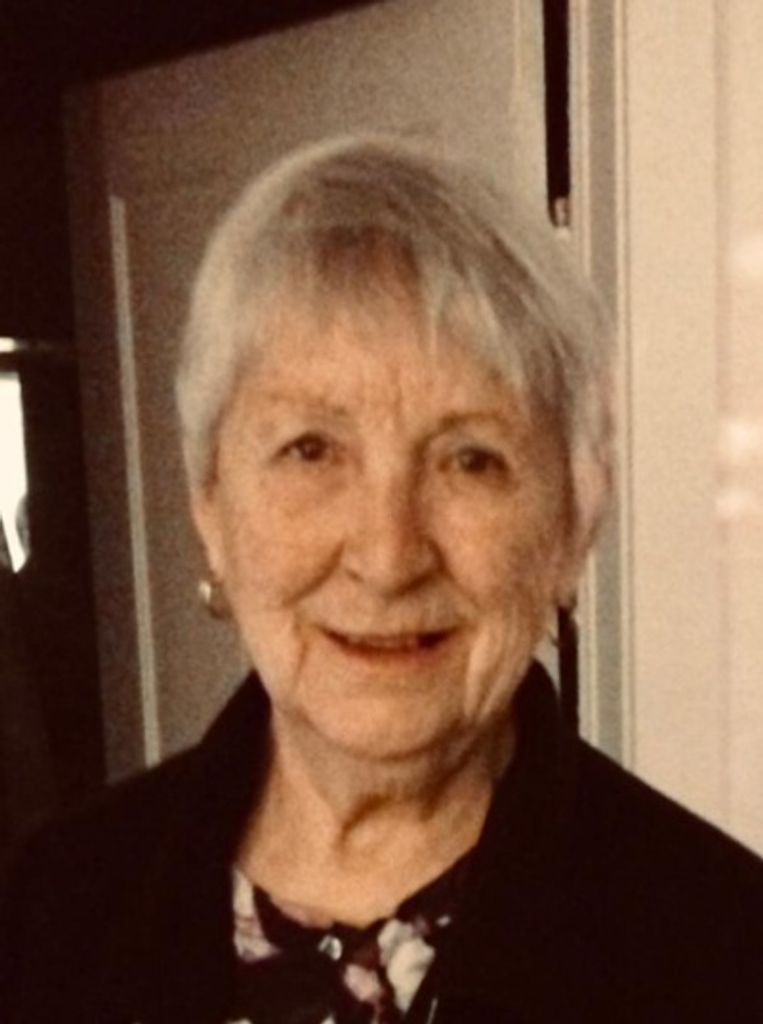 Donna Lee Hull Profile Photo