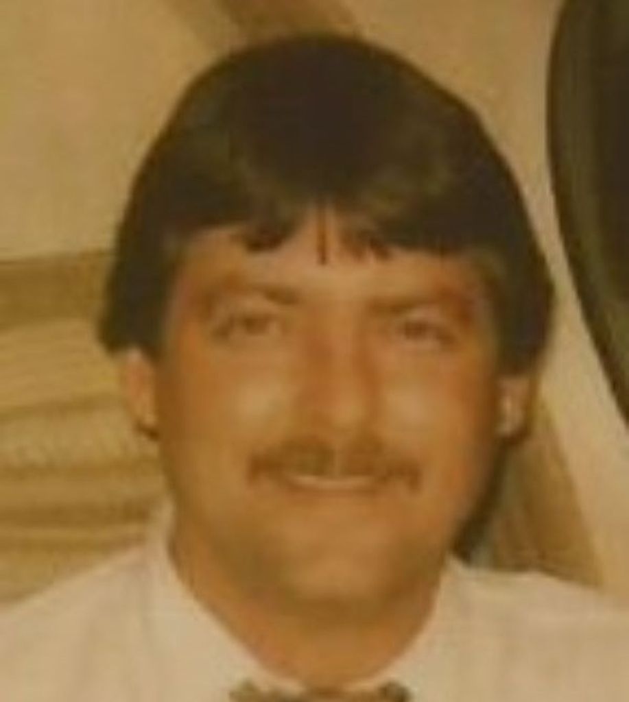 Mr.  Neill Franklin Leslie,, 64  Jr.