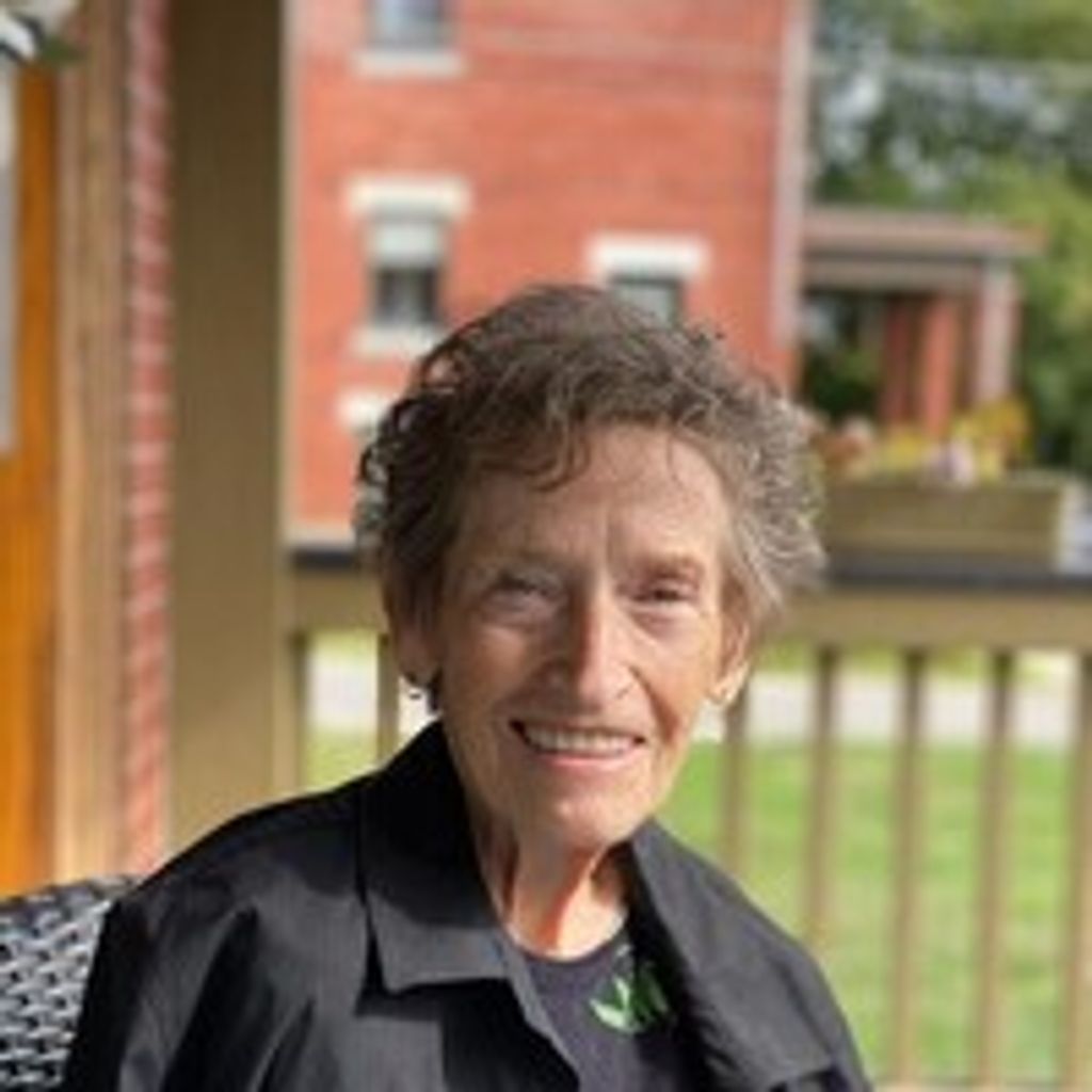 Yvonne Mae Fondriest