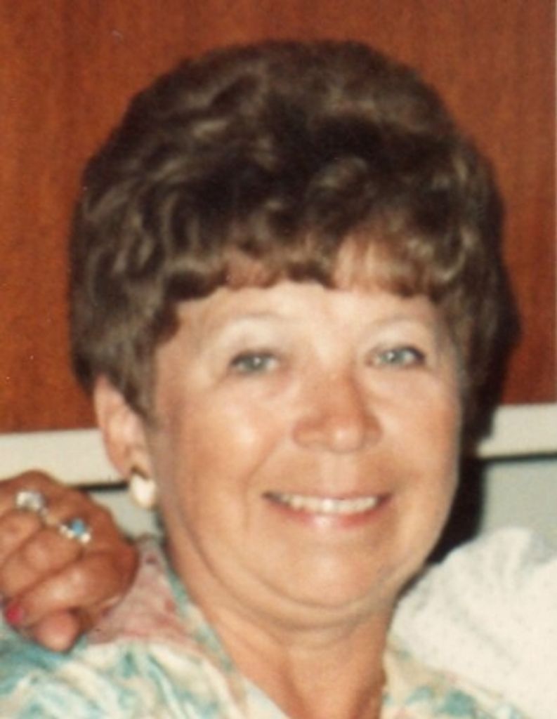 Vivian Pearl Romas Profile Photo