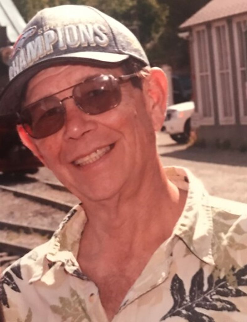 Dennis Reed Lowen