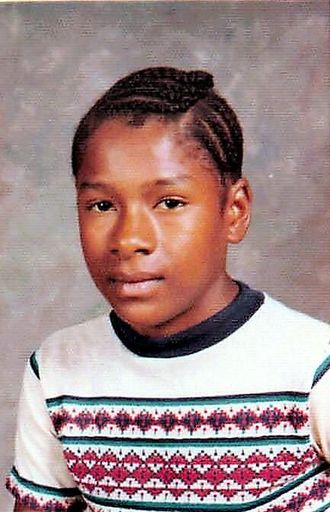 Earline Wilson photo gallery thumbnail 30 of 85