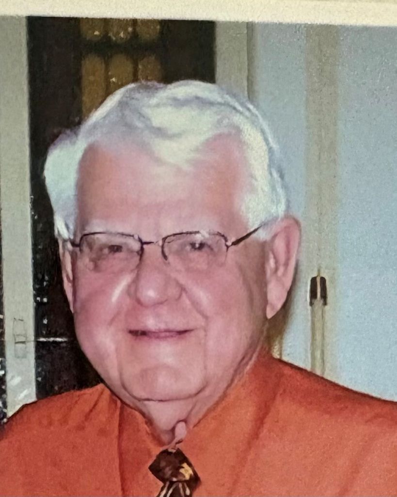 Thoman Edwin Amburn Profile Photo