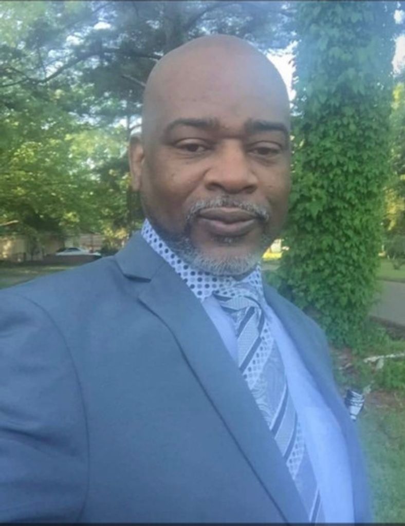 Elver Greenwood Profile Photo