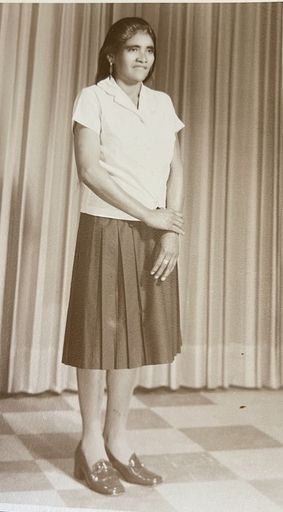 Maria Sanchez photo gallery thumbnail 3 of 31