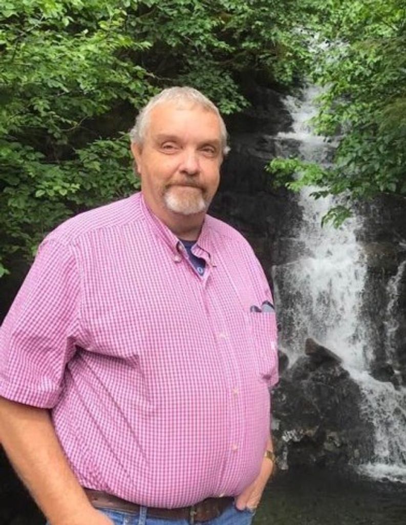 Steven Nicholson Profile Photo