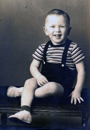 Donald G Coffey photo gallery thumbnail 2 of 42