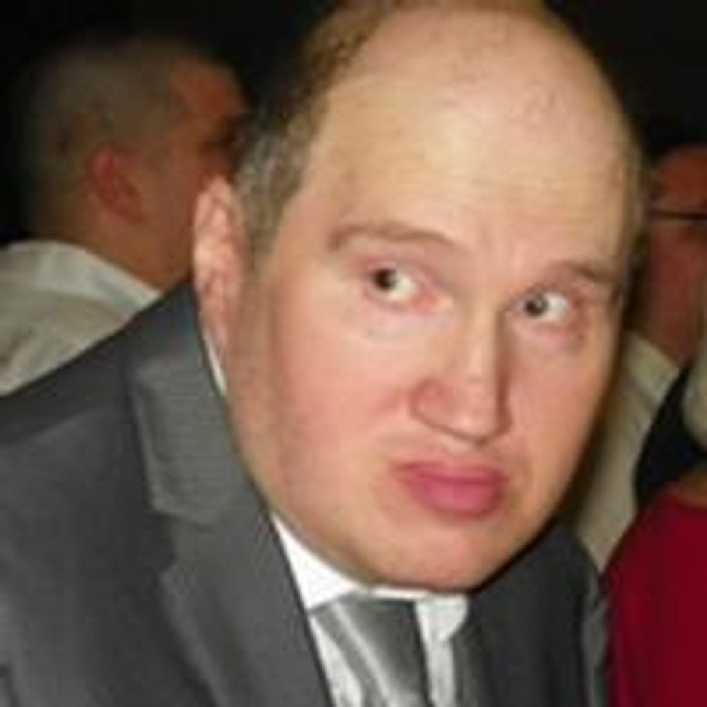 Carlton Van Schoubroek