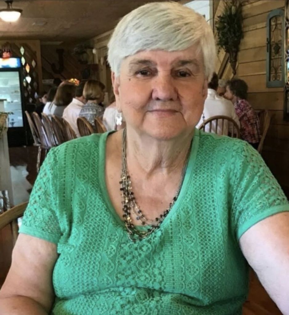 Ellen Starnes Profile Photo