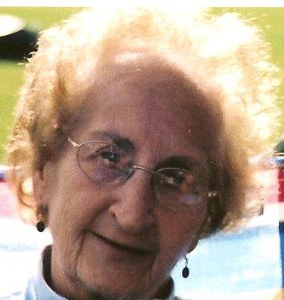 Carmella (Bucci)  Alviti
