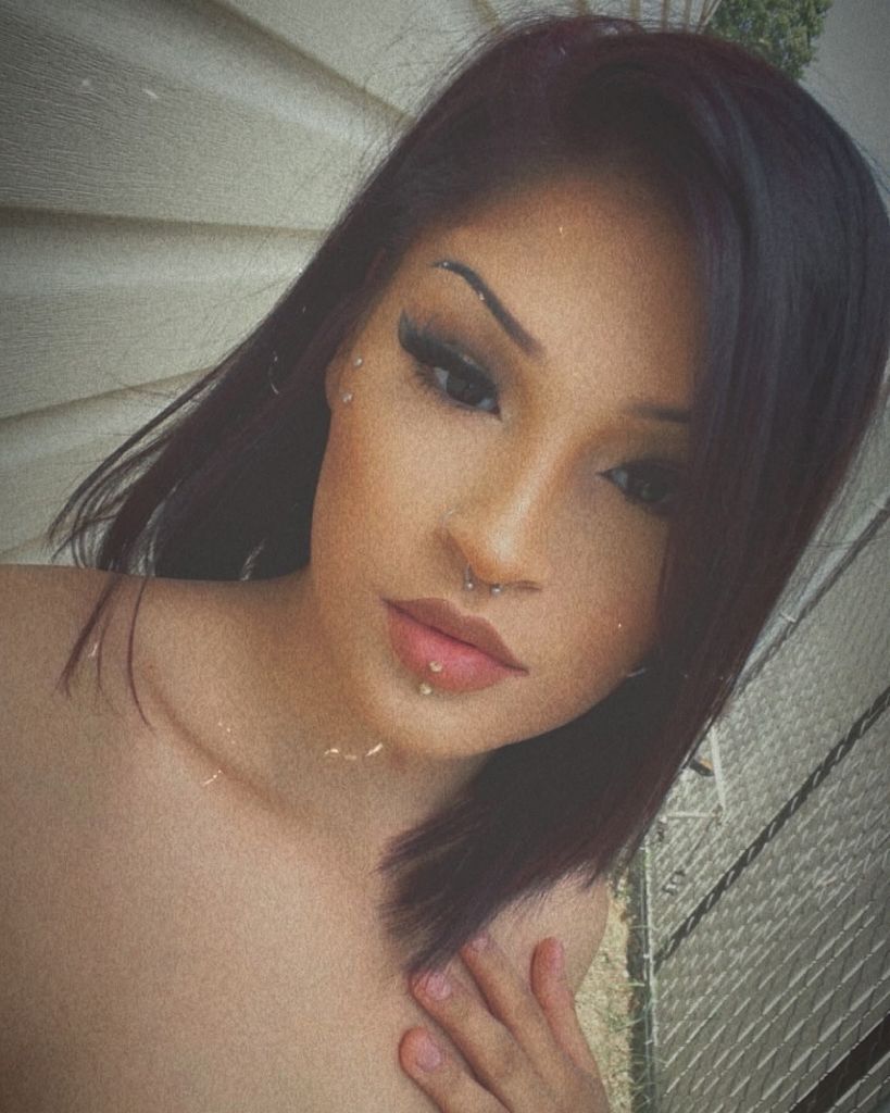 Brianna Stella Marie Favel "Northern Woman" Profile Photo