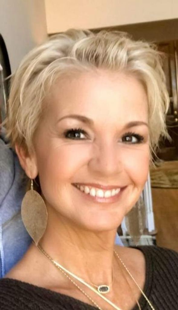 April Michelle Riley Profile Photo