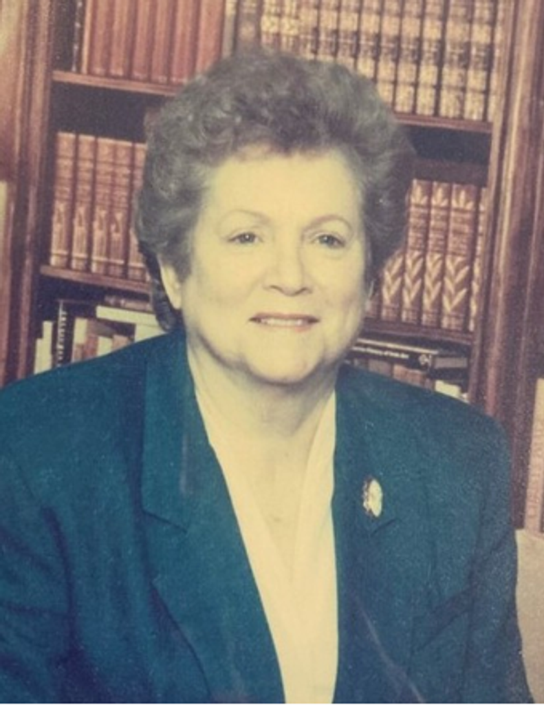 Nadine Lavaughn (Cook) Lynch