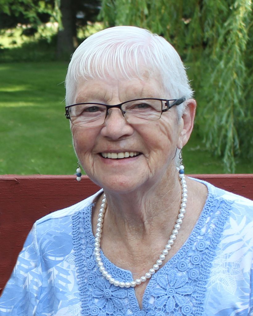 Edna Dorathy Rintoul (nee Dietrich)