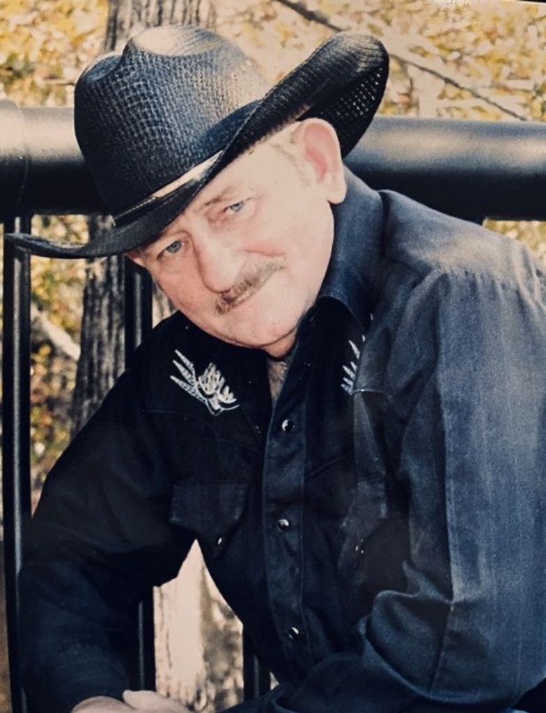 Danny Mitchell Poston Profile Photo