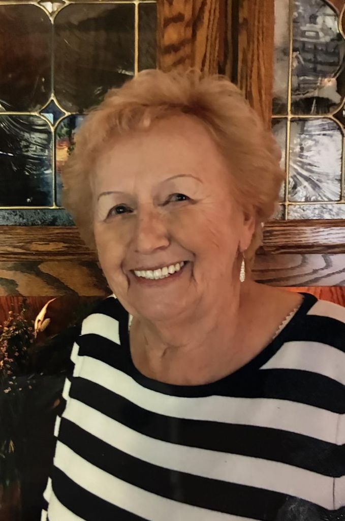 Eva Krasicki Profile Photo