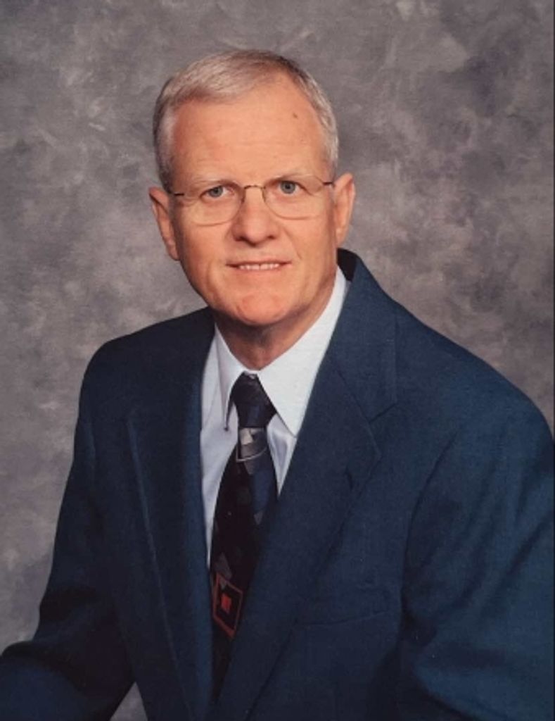Lewis Smith Profile Photo