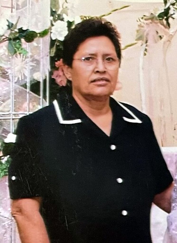 Maria Nino Favela Profile Photo