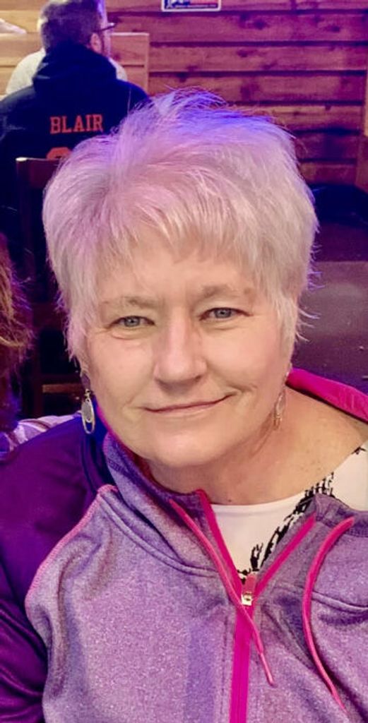 Jerri Robin Barker Profile Photo