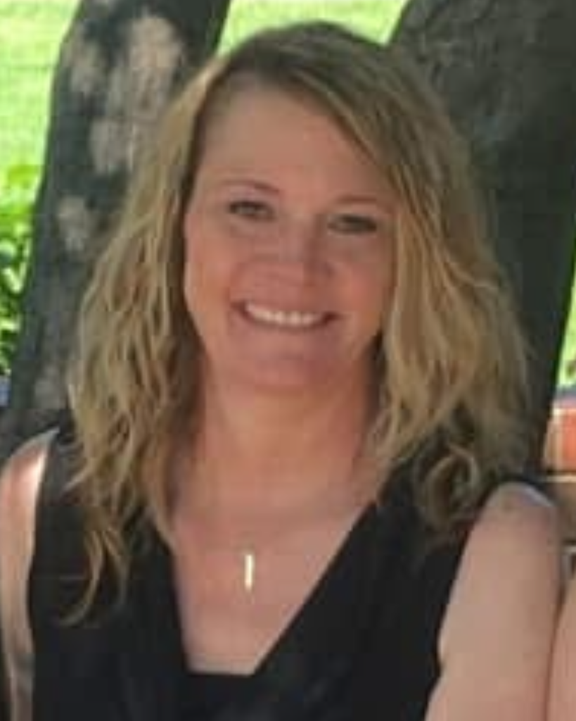 Lisa Marie Dillon Profile Photo