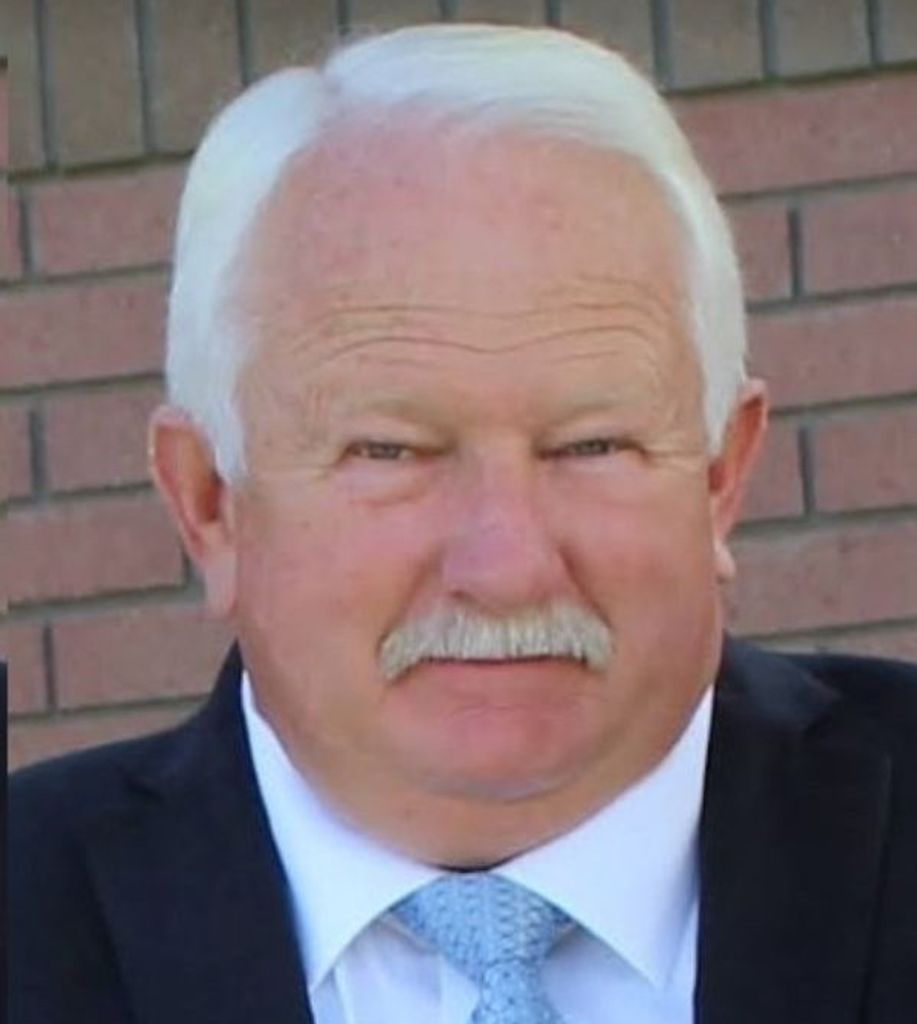 Bert Lloyd
