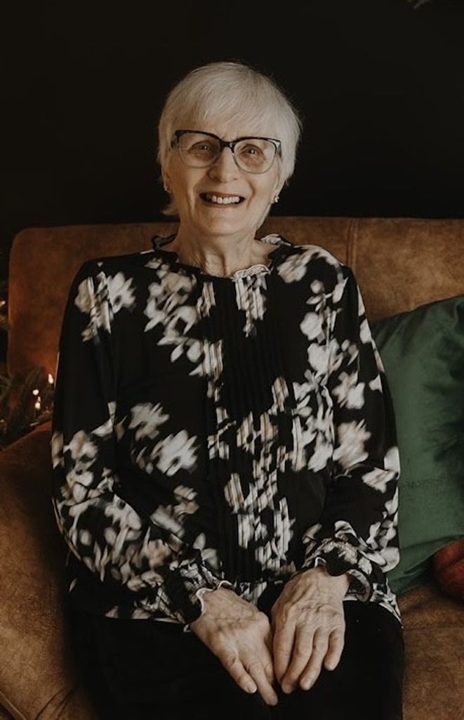 Elaine Kolesar